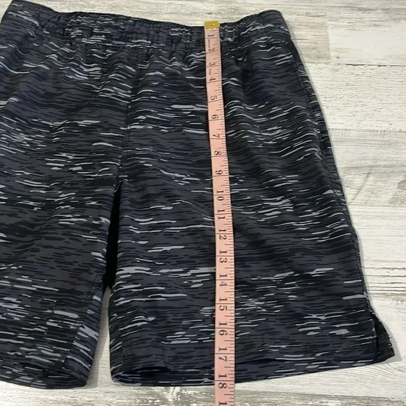 Speedo Swim Trunks Size Small - Picture 8 of 9